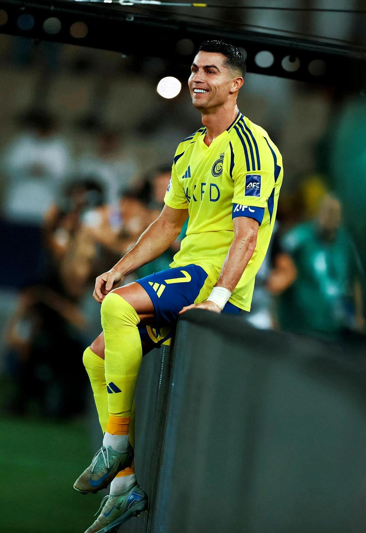 开云-包含C罗在SKT比赛中刷新纪录，险胜引发热议！的词条-开云